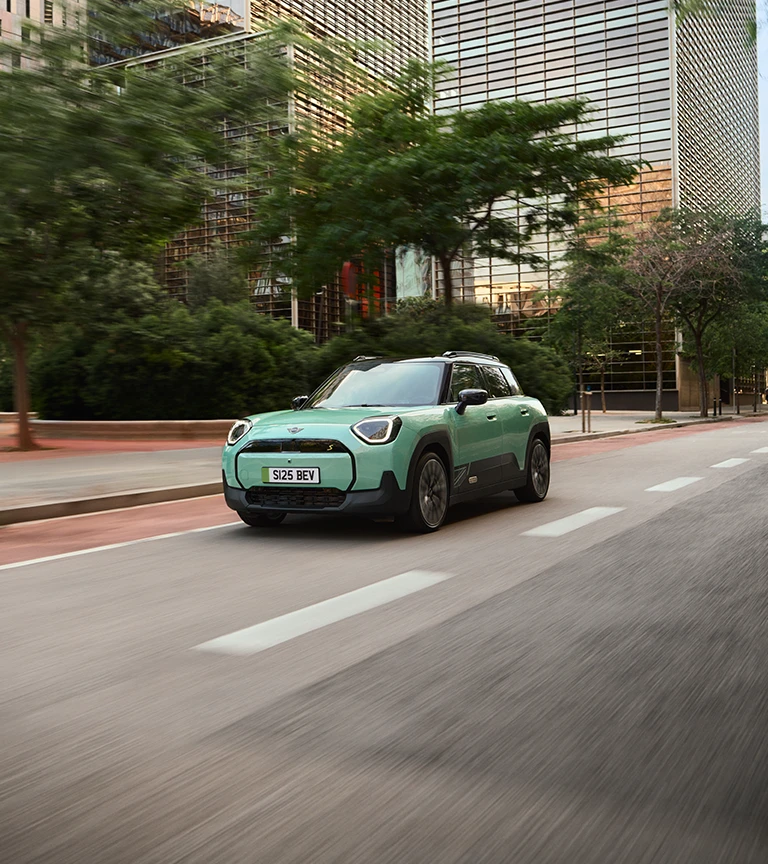 MINI Aceman crossover listrik